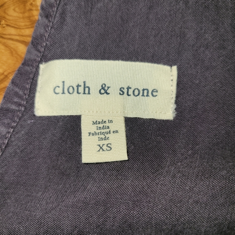 Cloth & Stone Halter Tanktop - Picture 2 of 5